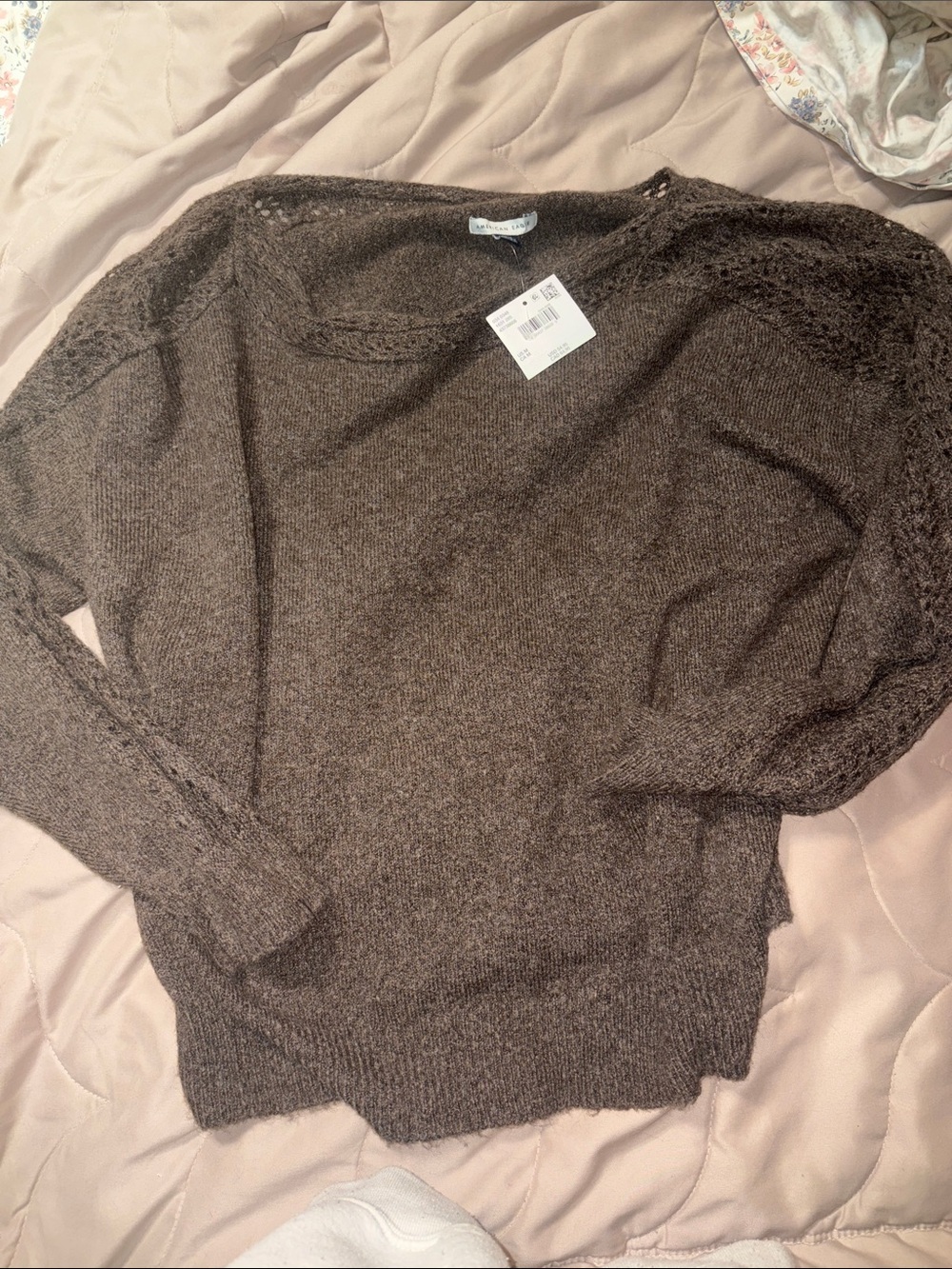 American Eagle lightweight sweater nwt